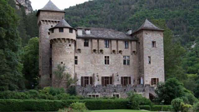 Chateau de La Caze in the Gorges du Tarn - Hotel - Restaurant