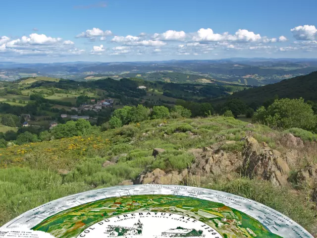 Orientation table at Col du Trébatut in Aubrac