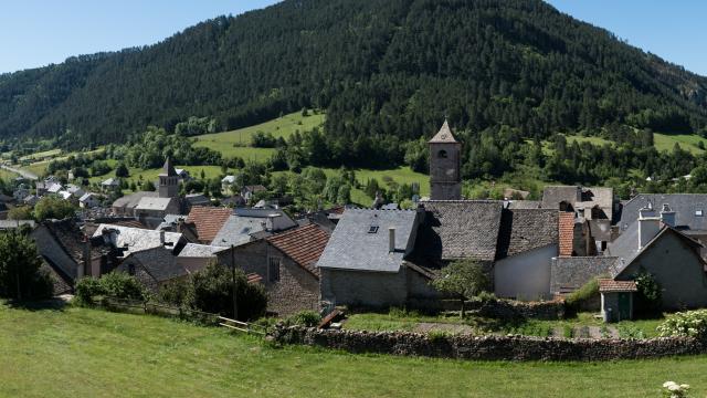 Esclanèdes in the Lot Valley in the commune of Chanac