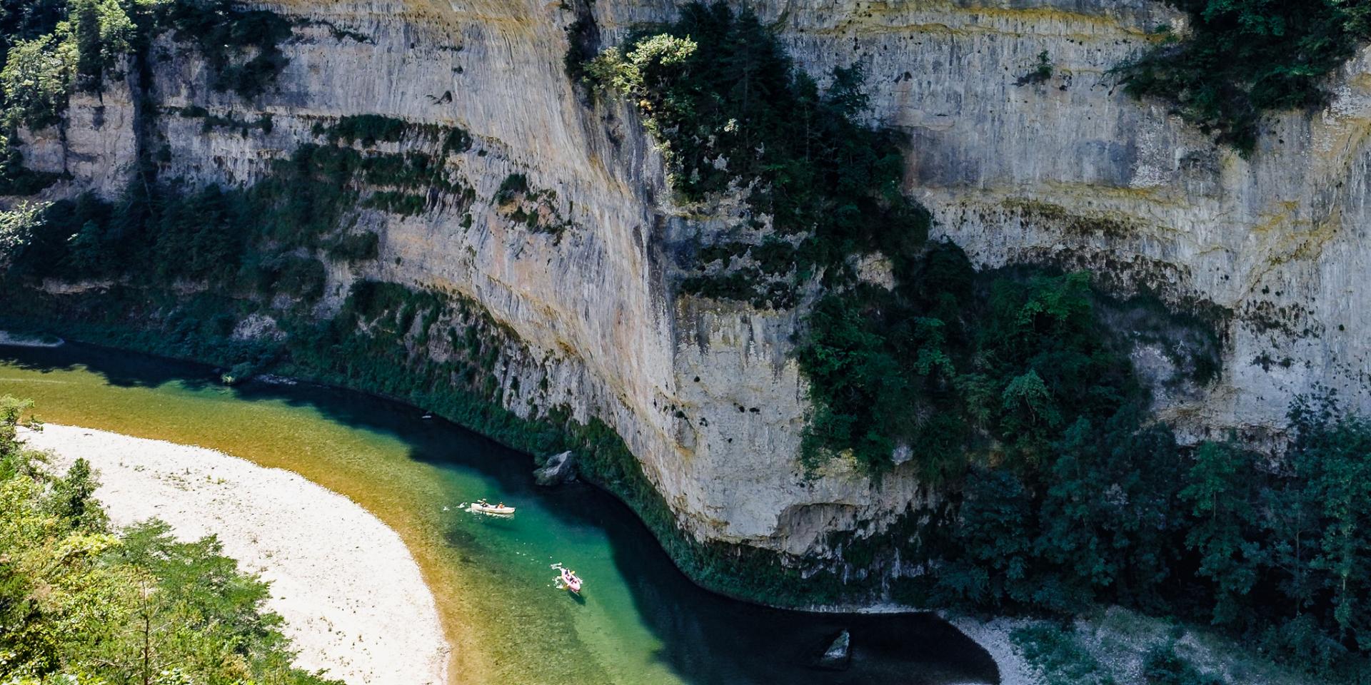 Gorges du Tarn, discover the gorges by canoe or boat with the boatmen of La Malène
