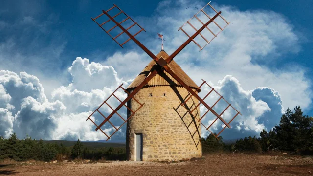 Moulin de La Borie produces La Méjeanette flours made from cereals grown on the Causse Méjean,