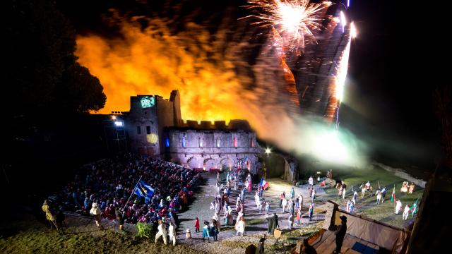 Sound and Light Show La Legende De Jean Le Fol