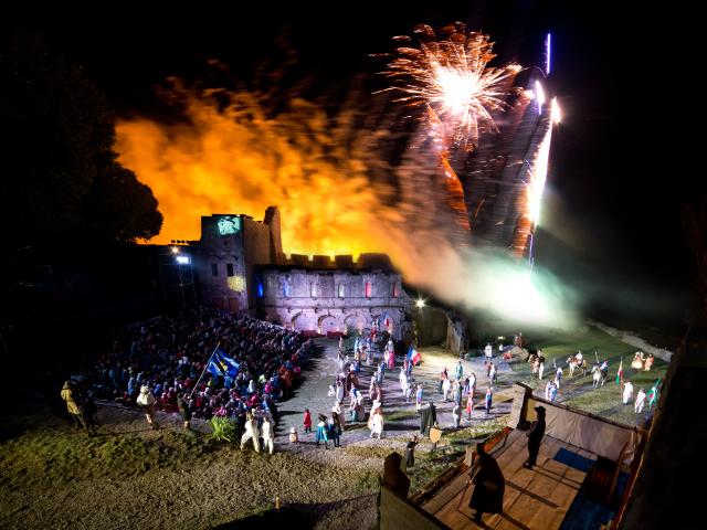 Sound and Light Show La Legende De Jean Le Fol