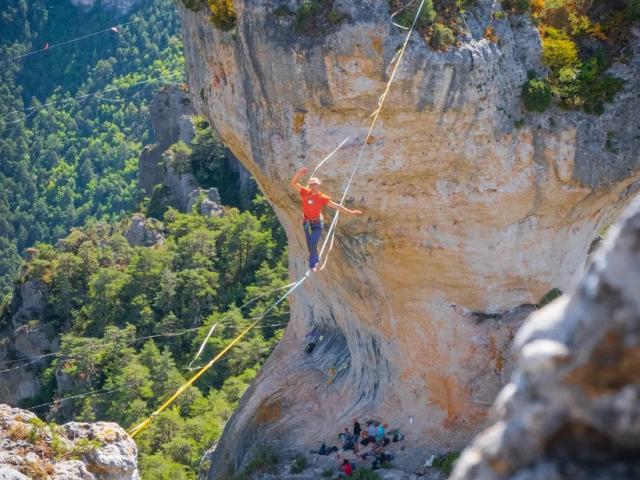 slack line in the Gorges