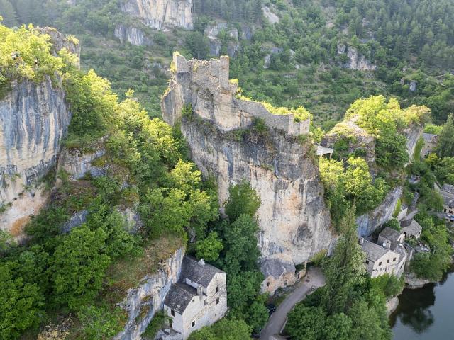 castle ruins Castelbouc Gorges du Tarn