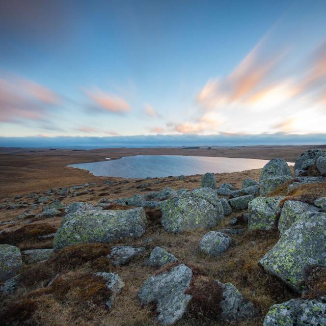 Lac de Saint Andéol and Aubrac granite.