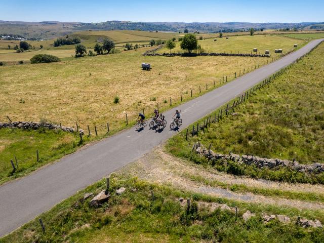 Aubrac road cycling group.