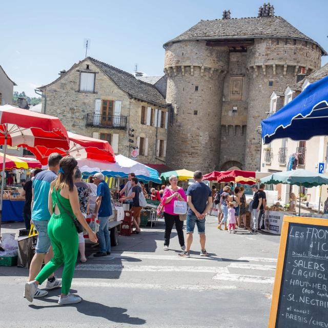 Marvejols market, Porte de Chanelles.