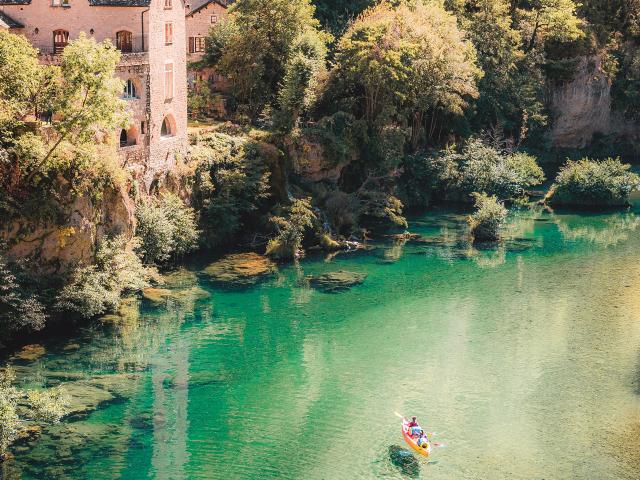 Canoeing at Saint Chély du Tarn in the Gorges du Tarn