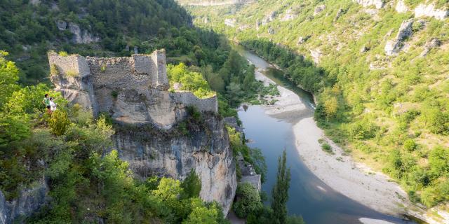 castle ruins castelbouc gorges du tarn