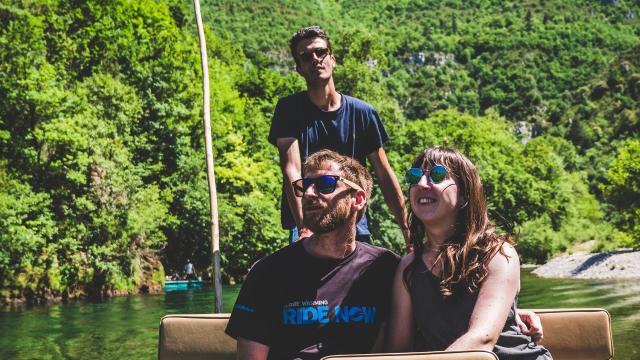 boat descent gorges du tarn