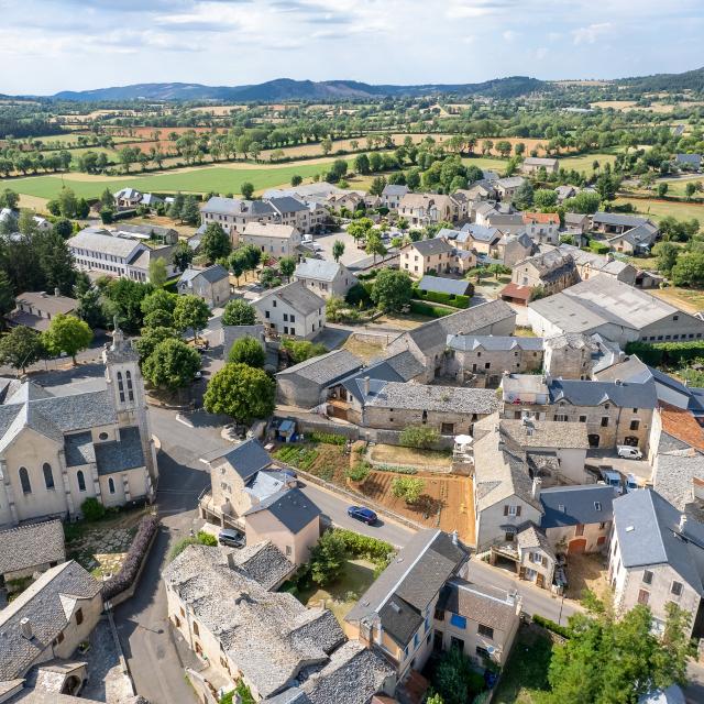 le massegros village causse sauveterre