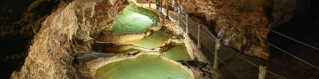 natural ponds grotte dargilan