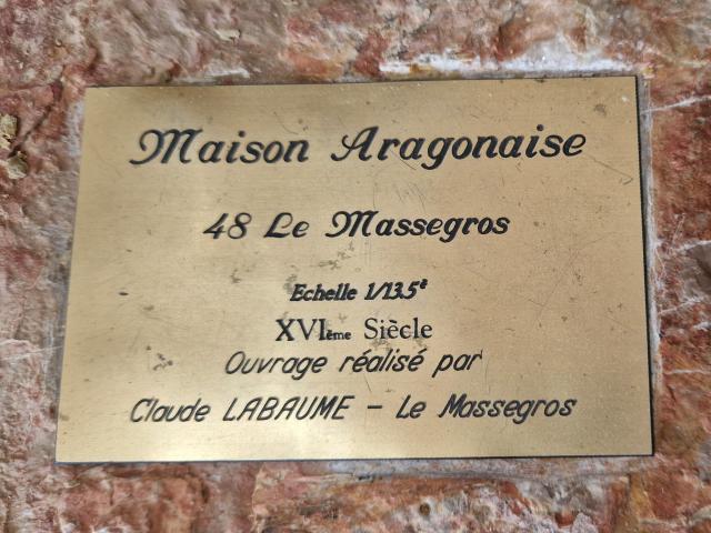 Ecriteau from Claude Labaume's Aragonese house