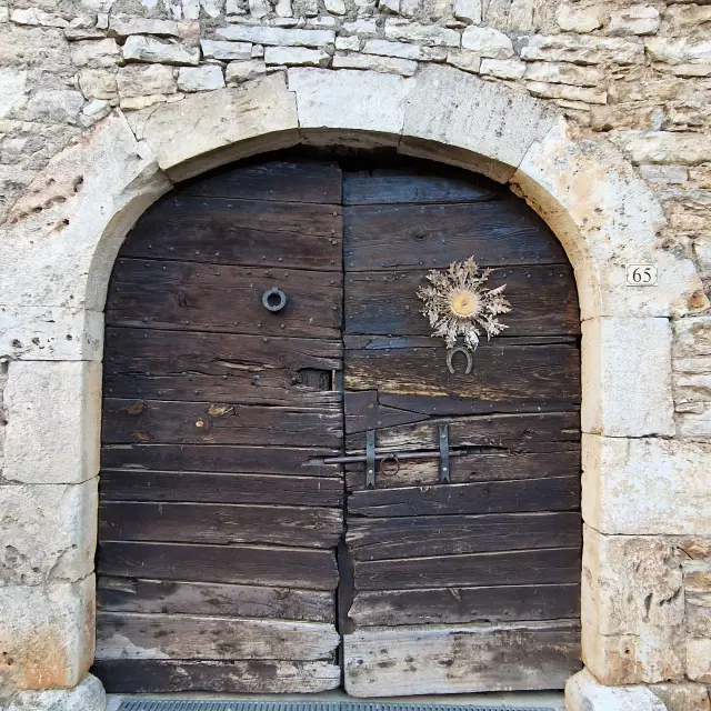 Old gate of the Village le Massegros
