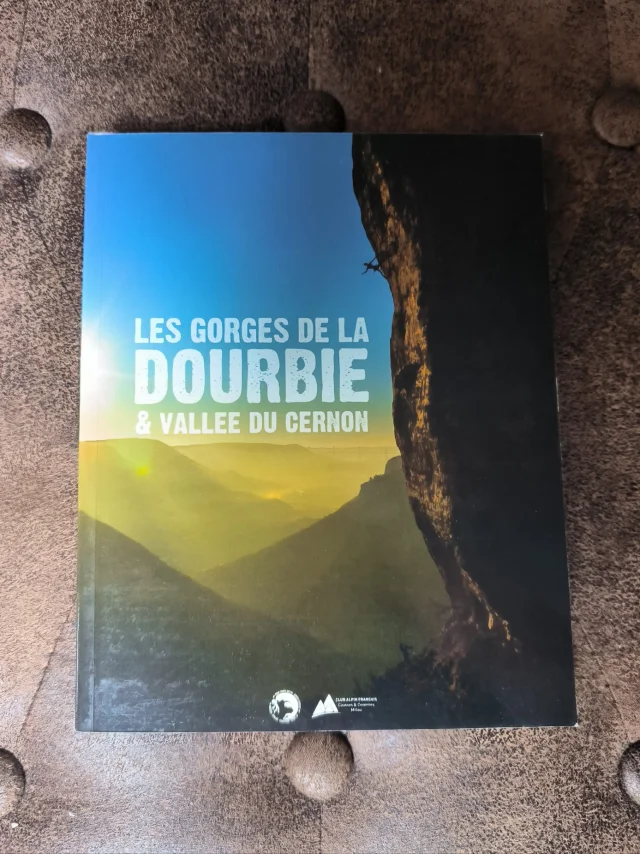 Escalade dans les Gorges de La Dourbie & Vallée du Cernon